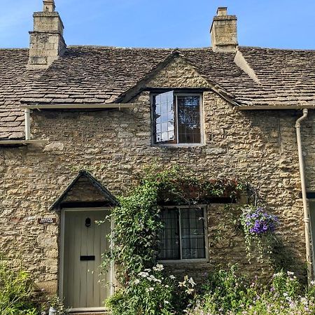 Baker'S Cottage Castle Combe Exterior photo